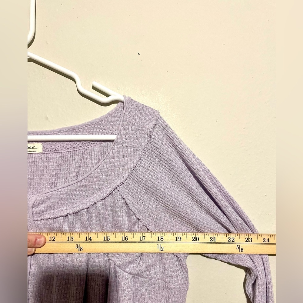 Free People Purple Thermal Henley Top Pullover Oversized Women’s‎ Small - Picture 7 of 7